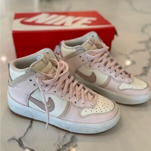 Women’s Nike Dunk High Up Size 7.5 Sail/Pink Oxford EUC